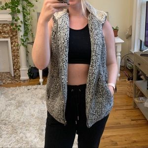 Thread and supply fuzzy vest